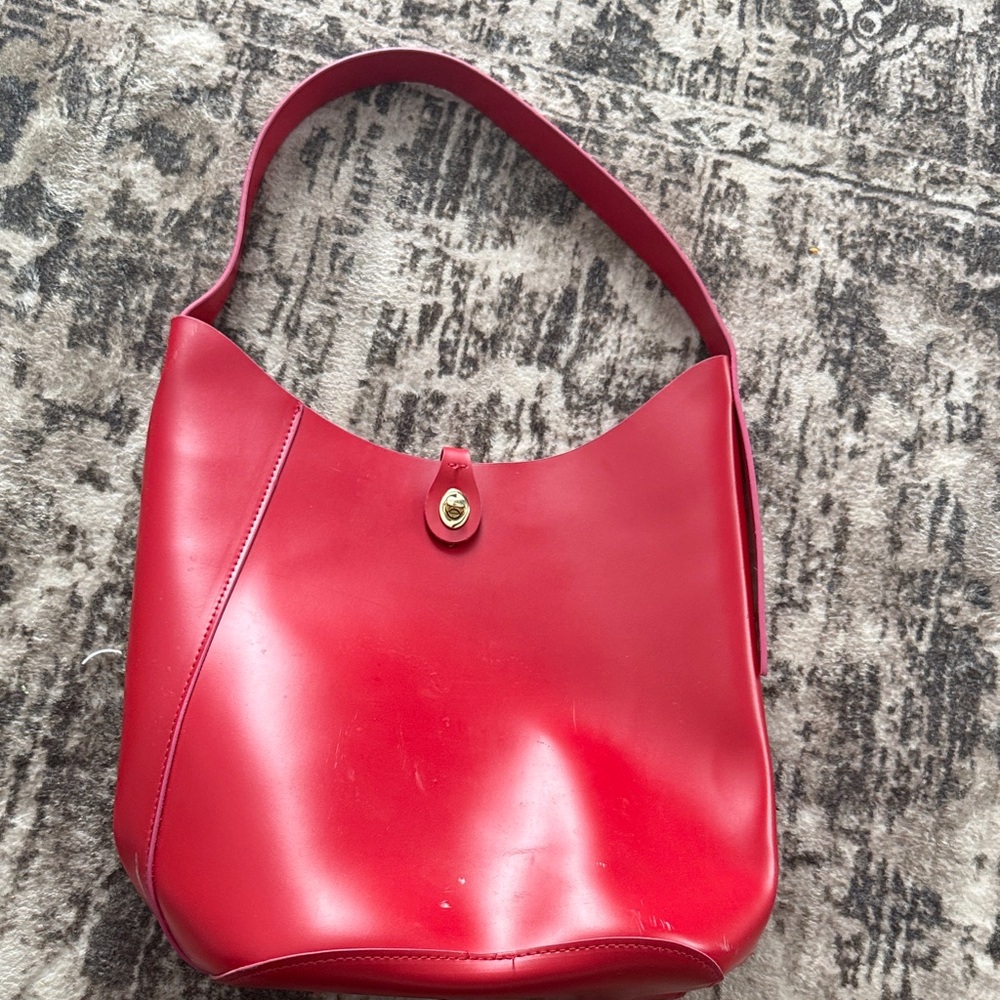 Elizabeth Arden Elegant Red Women's Bag